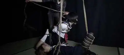 西檬之家-字母圈新手指南：探索恋足癖与BDSM实践
